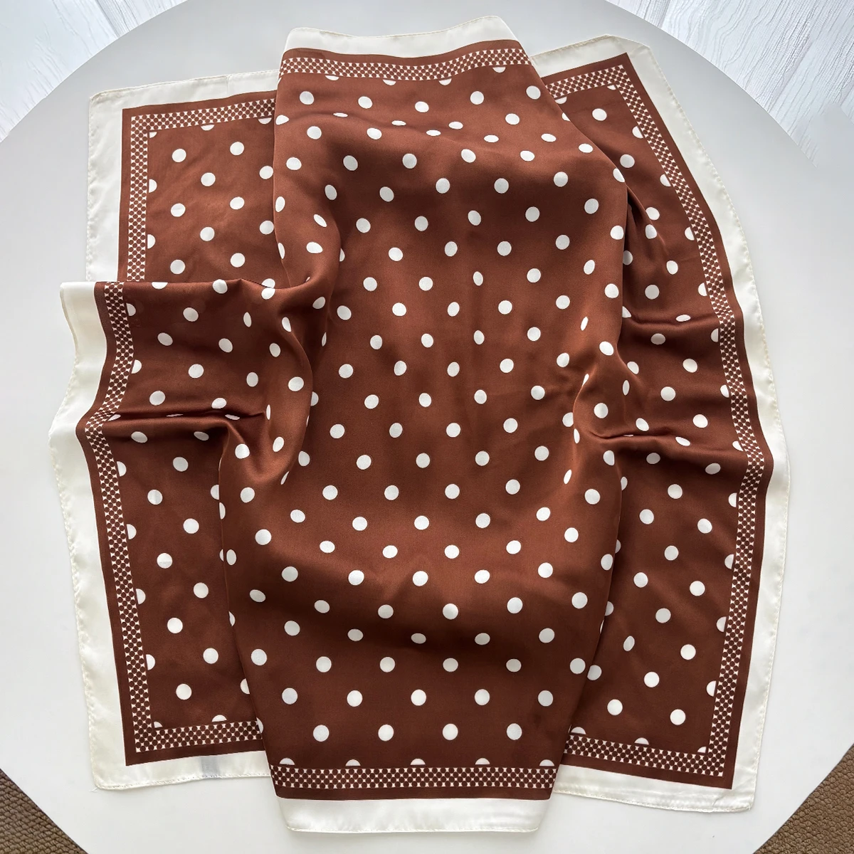 Женский элегантный мягкий атла – обзор и цена Scarf Silk Square
